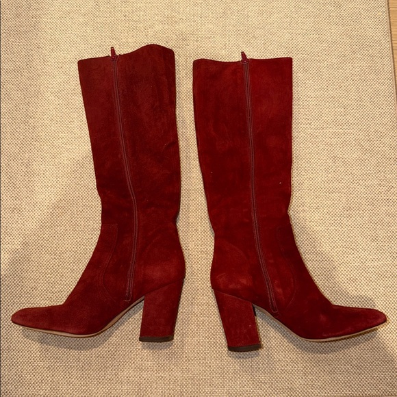 Bettye Muller Suede Cranberry Knee-High Women's Boots Size 38 1/2 - Picture 6 of 9